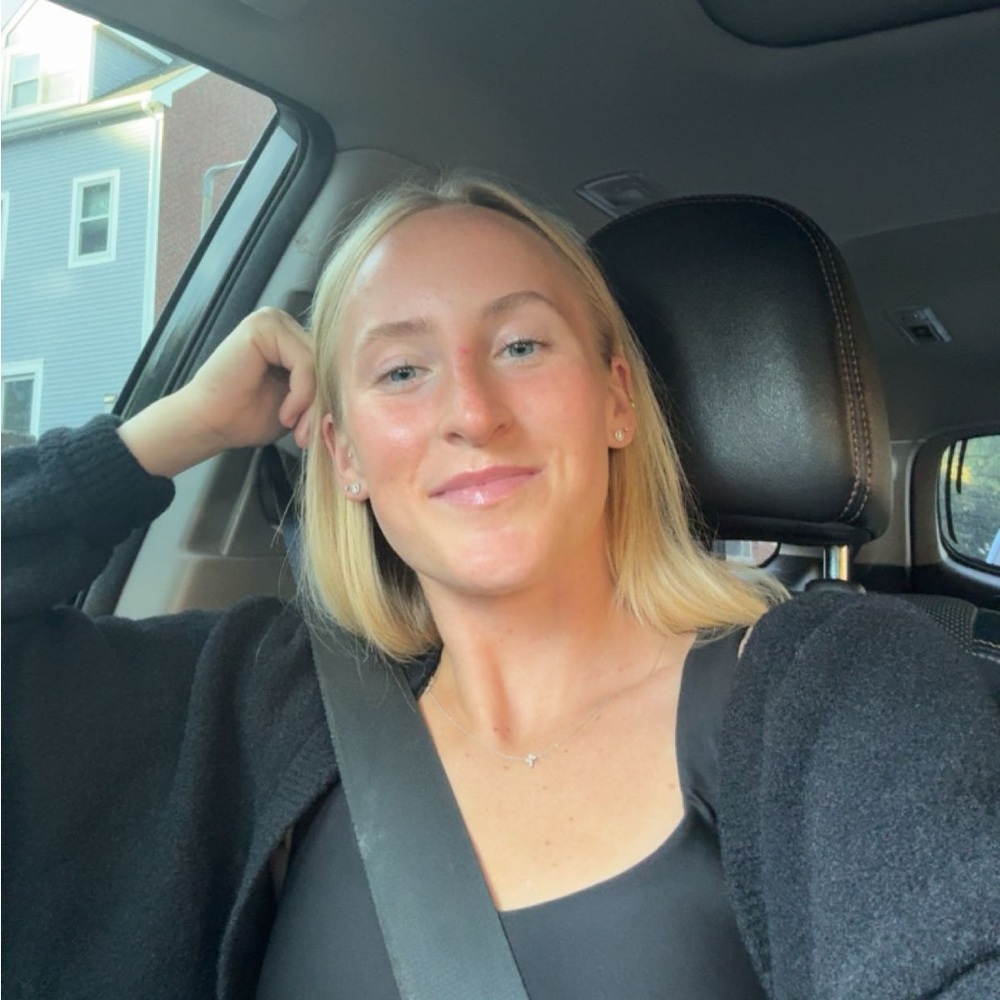 Meet your Posher, Emma